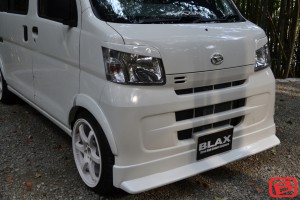 S320V Hijet Van-003